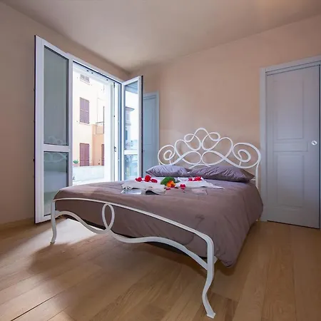 Апартаменты Griante Le Maioliche Apt. 01 Cadenabbia